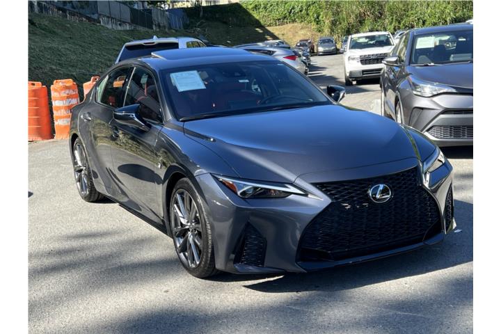 2022 Lexus IS