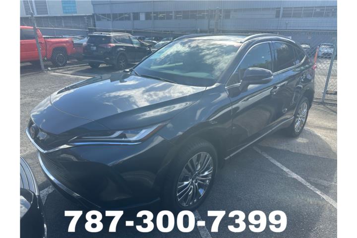 Toyota Venza XLE 2022 / .