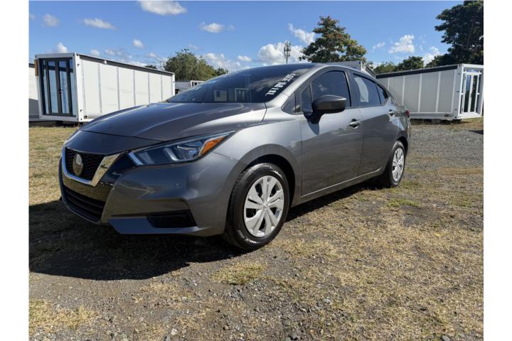 Nissan Versa del 2021