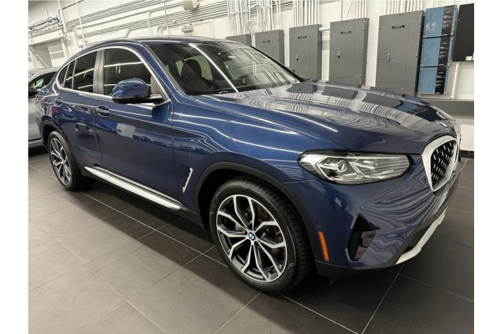 2023 BMW X4 xDrive30i