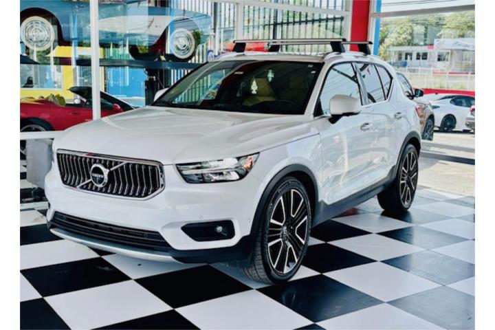 2019 Volvo XC40 T5 AWD