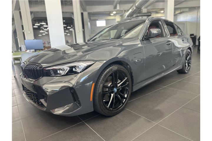 2023 BMW 330e Super Clean
