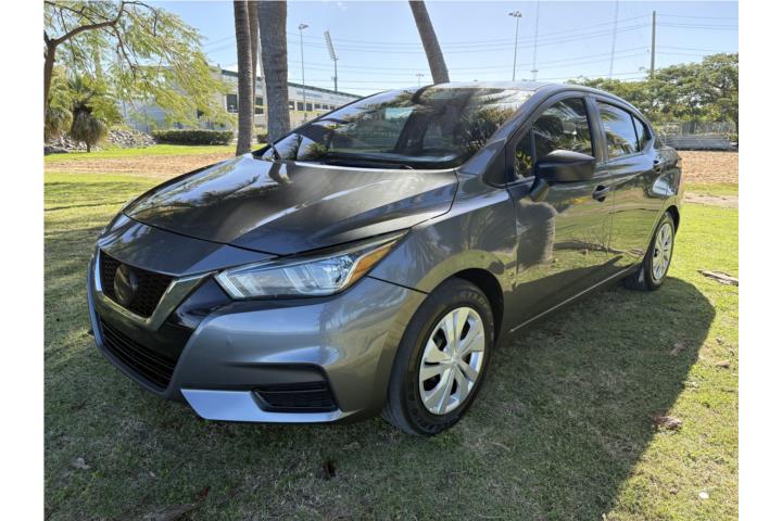 Nissan Versa del 2021