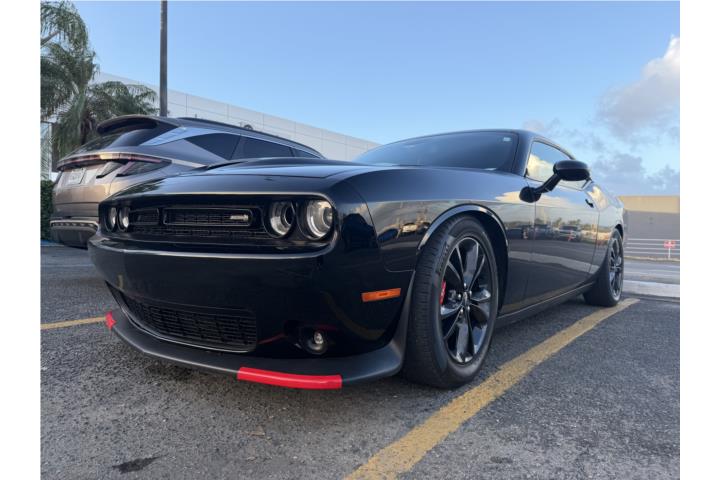 2020 Dodge Challenger V6