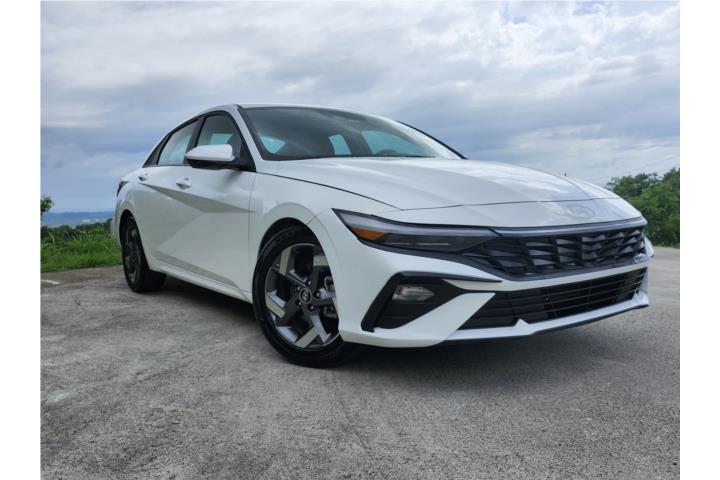Hyundai Elantra del 2025