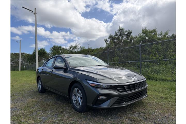 Hyundai Elantra del 2025