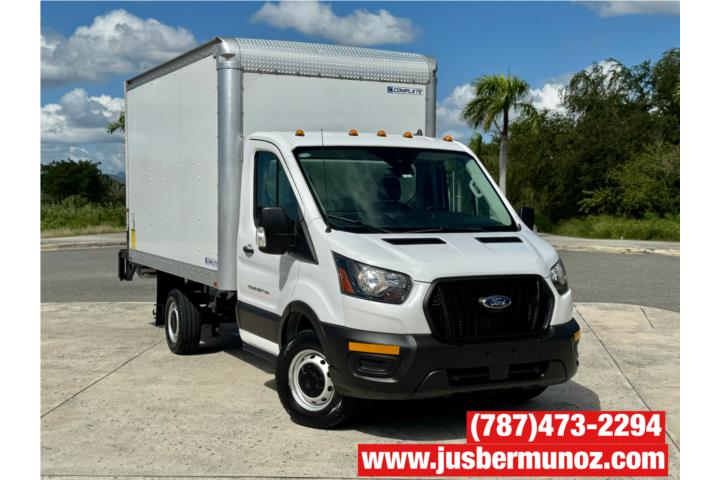 2022 Ford Transit Cargo Van