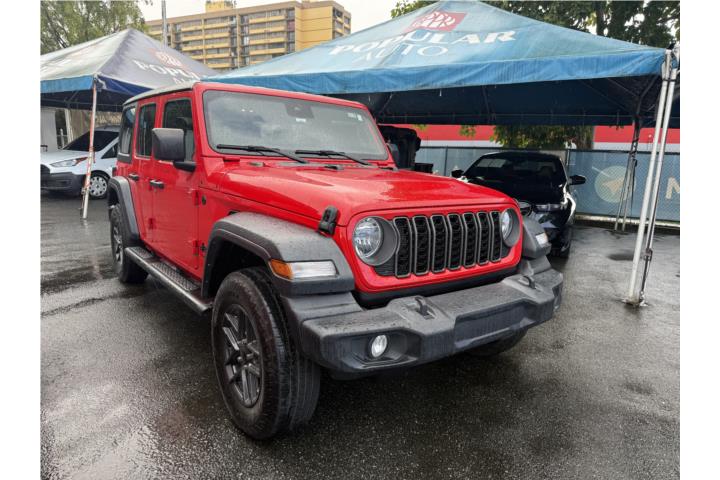 Jeep Wrangler with Redesigned Large Radio