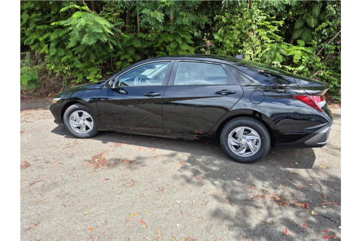 Hyundai Elantra del 2025