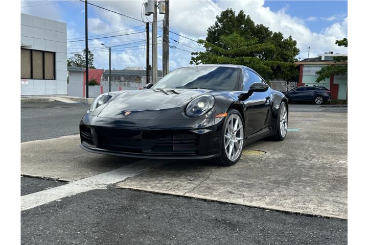 2025 Porsche 911 Carrera