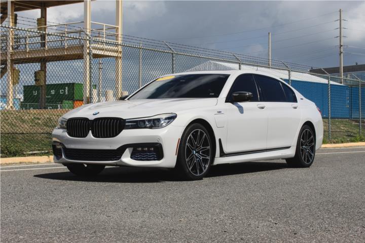 2017 BMW 7 Series 740e xDrive iPerformance