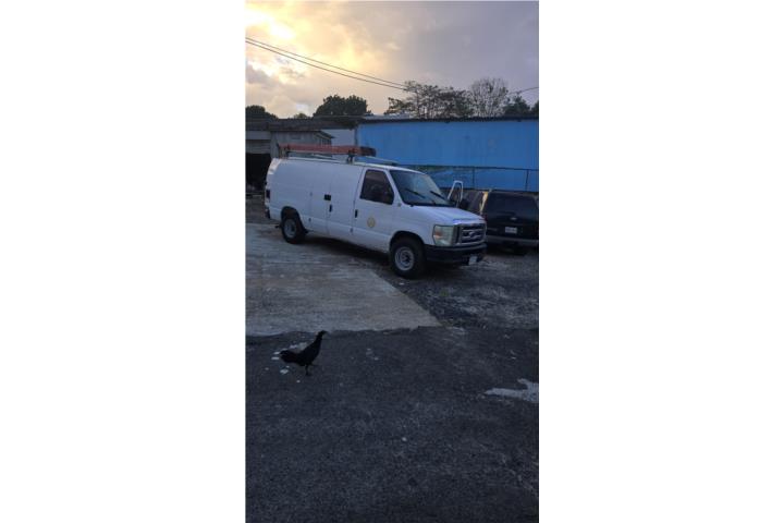 Ford E-250 Van del 2011