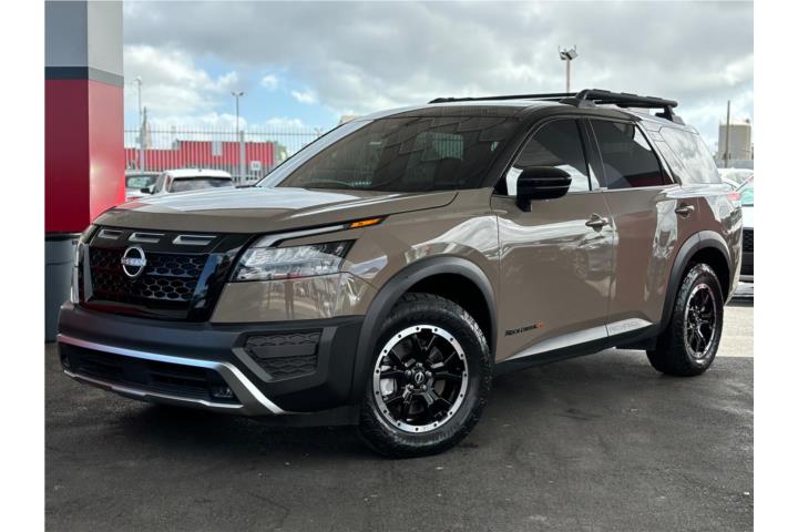 Nissan Pathfinder Rock Creek
