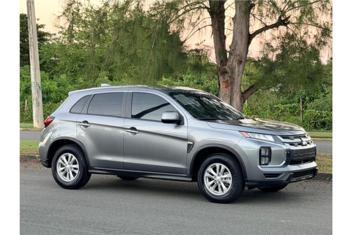 2022 Mitsubishi Outlander ES