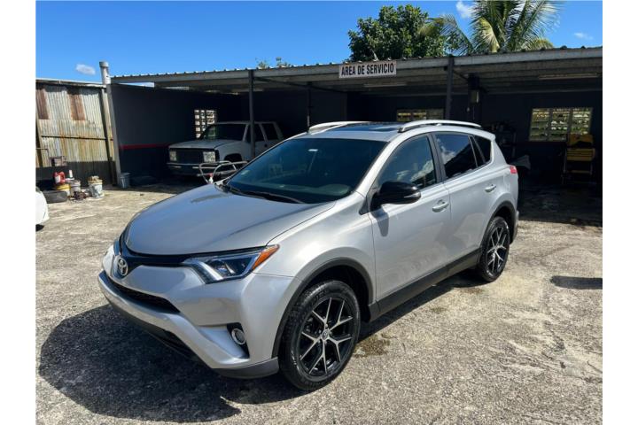 Toyota Rav4 del 2016 SE
