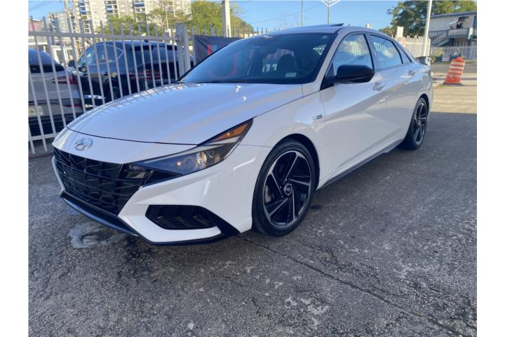 Hyundai Elantra del 2023