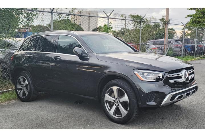 2022 Mercedes-Benz GLC 300