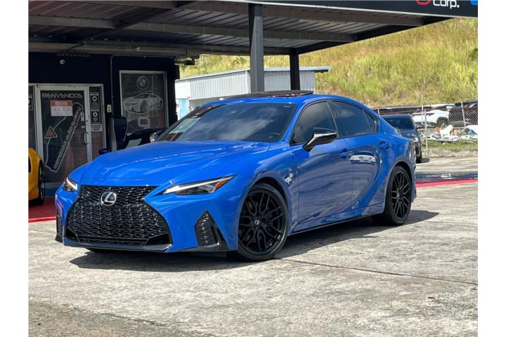2022 Lexus IS
