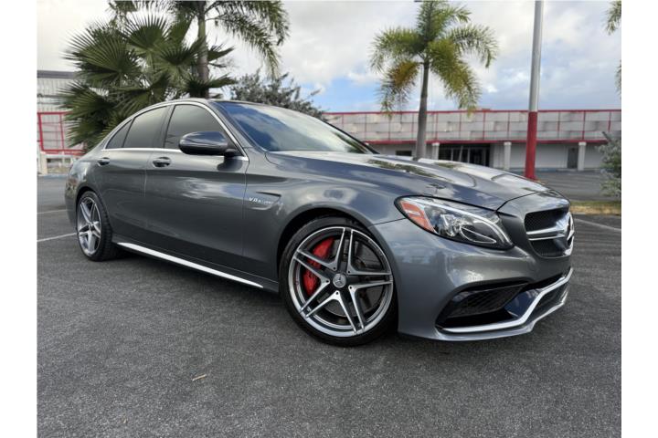 2017 Mercedes-Benz C-Class C63 AMG