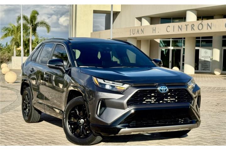 2022 Toyota Rav4 XSE Sunroof!!