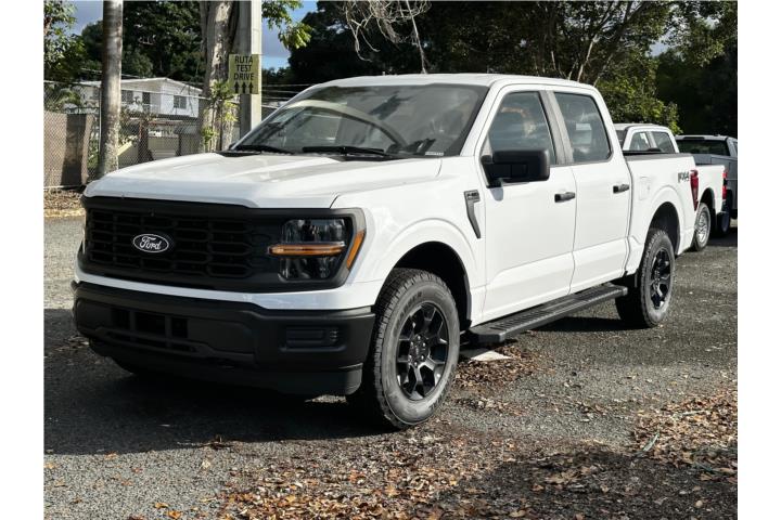 Ford F-150 STX FX4 del 2025