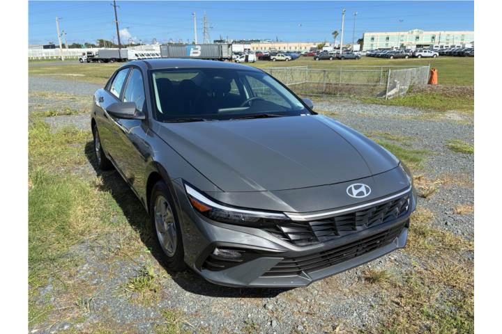 Hyundai Elantra del 2025