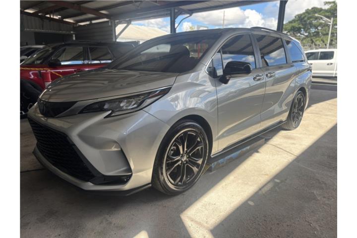 Toyota Sienna