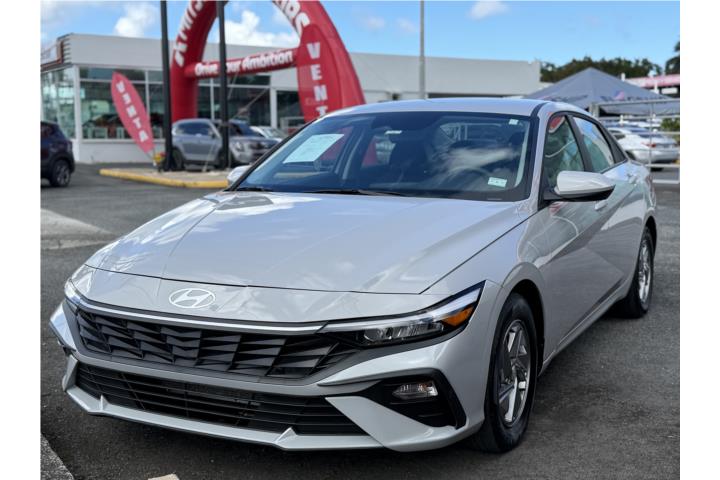 Hyundai Elantra SE 2025