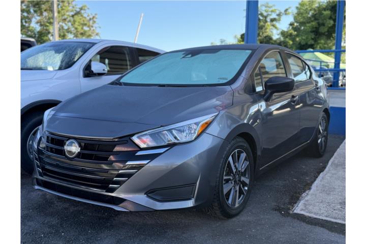 Nissan Versa del 2024