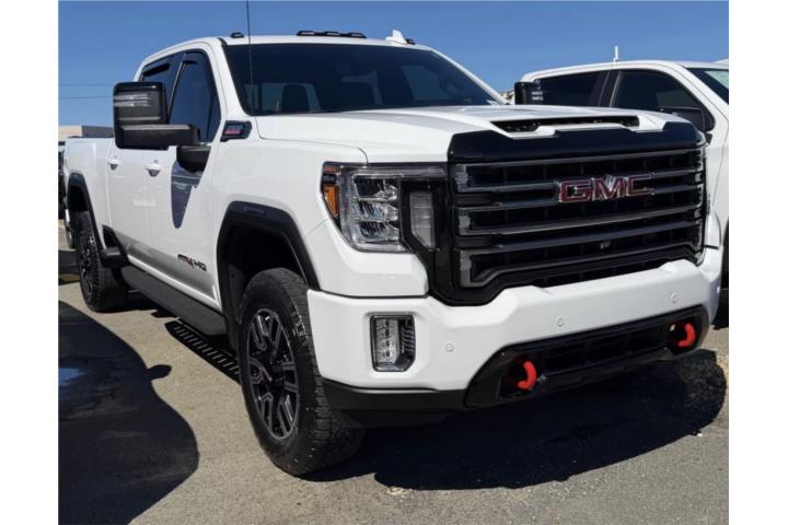2022 GMC Sierra AT4