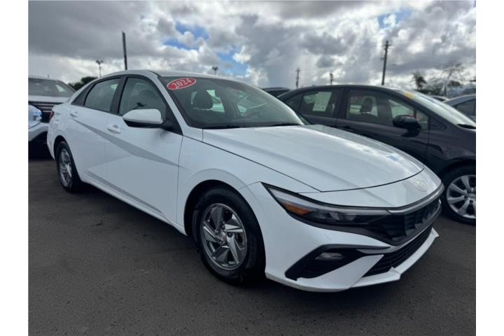 Hyundai Elantra del 2024