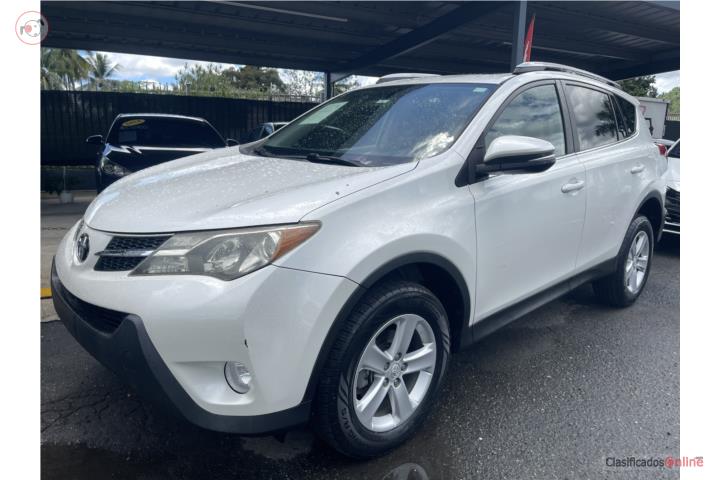 TOYOTA RAV4 XLE 2013