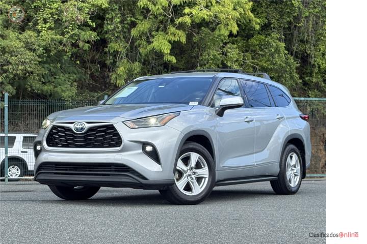 Toyota Highlander LE HYBRID 2022