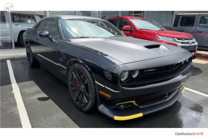 DODGE CHALLENGER COMO NUEVO LLAMA AHORA