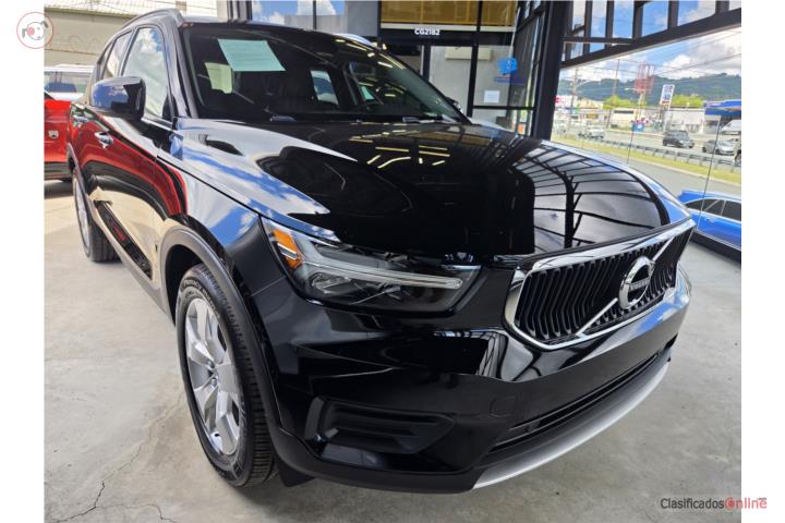 VOLVO XC40 2019