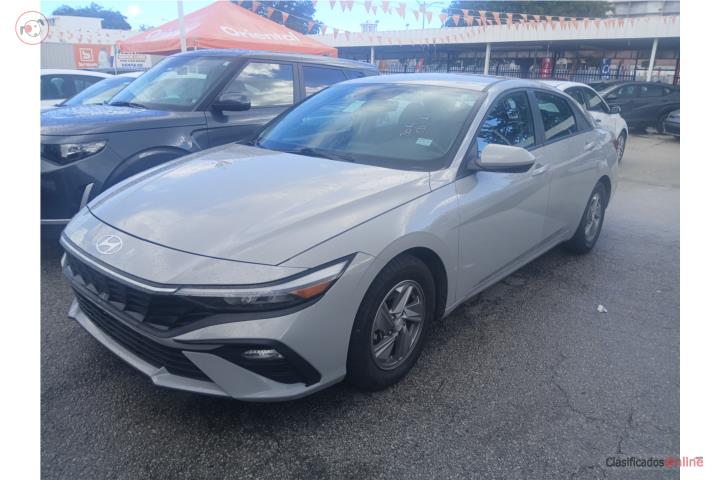 Hyundai Elantra Sedan 2025