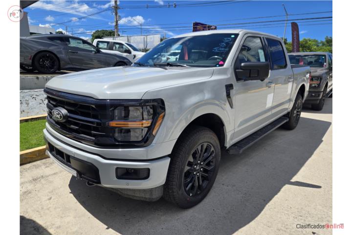 Ford F-150 2026 XLT 4x4 Avalanche