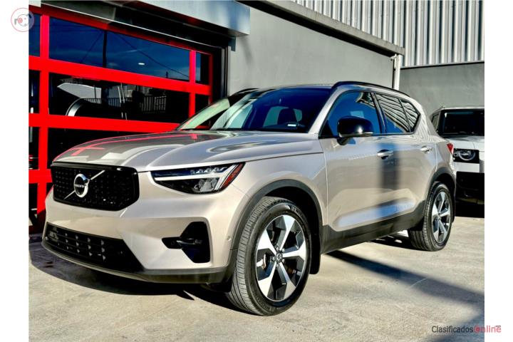 2024 Volvo XC-40  Ultimate B5 AWD