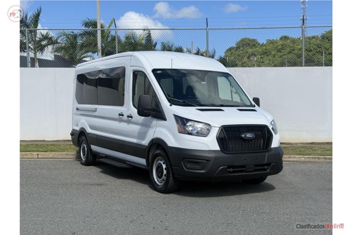 Ford Transit pasajero MR 350 EcoBoost 2025