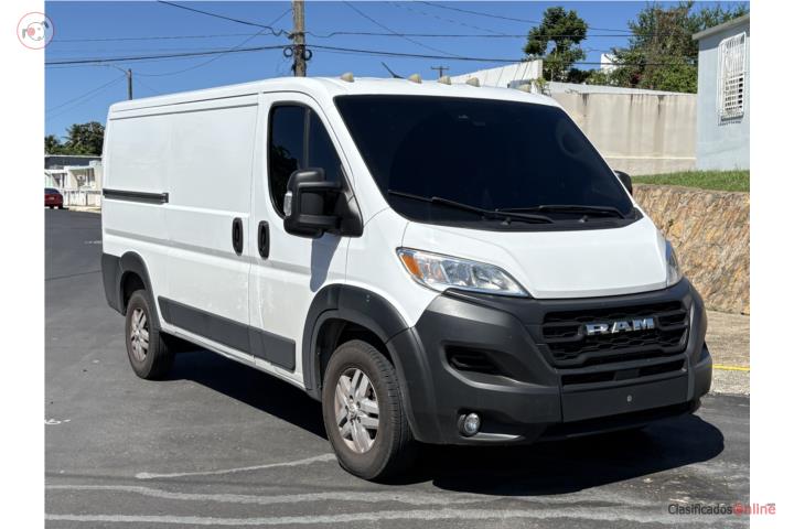 PROMASTER 1500 3 ASIENTOS LOWROOF