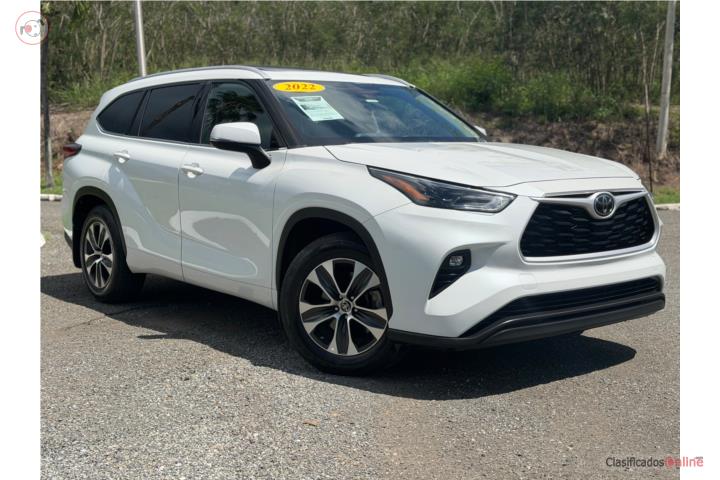 Toyota Highlander XLE 2022 $29,995