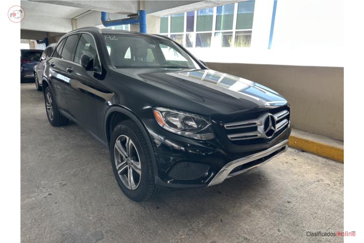 2019 MERCEDES BENZ GLC300 P1 2019