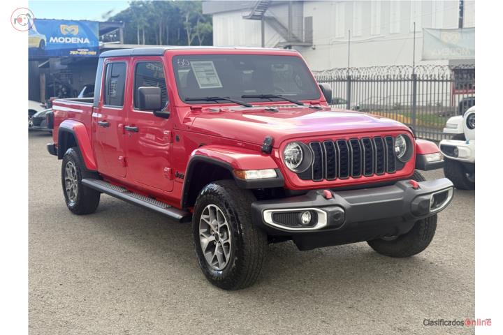 JEEP BEACH/4WD/3.6L V6/32 MUD-TERRAIN TIRES
