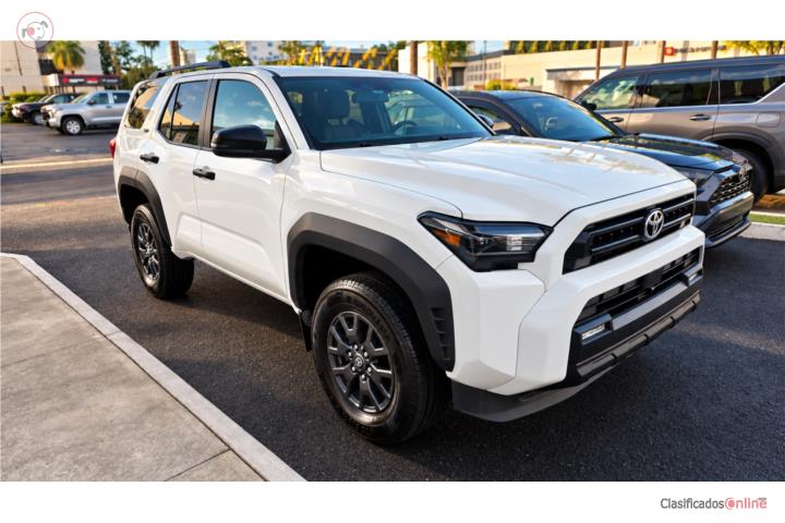 TOYOTA 4RUNNER SR5 4X4 2026