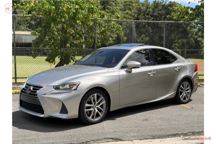 LEXUS IS300 2019