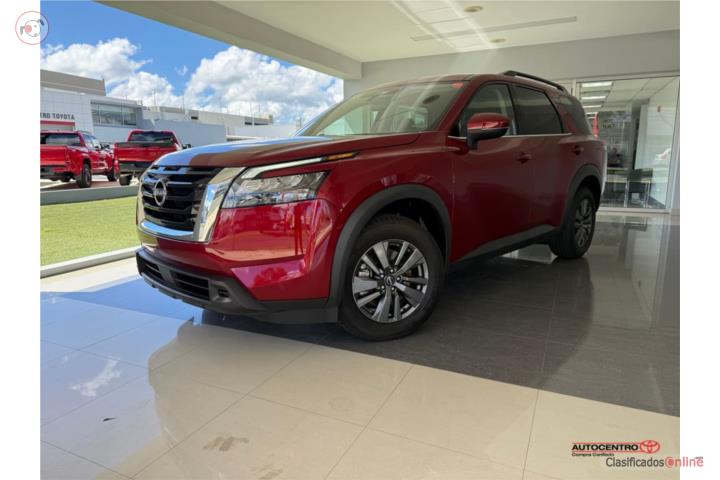 2024 Nissan Pathfinder SV