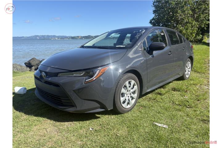 Toyota Corolla LE 2025
