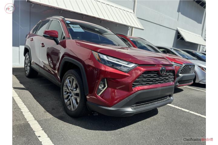 ¡2024 TOYOTA RAV4 XLE PREMIUM - PREOWNED!
