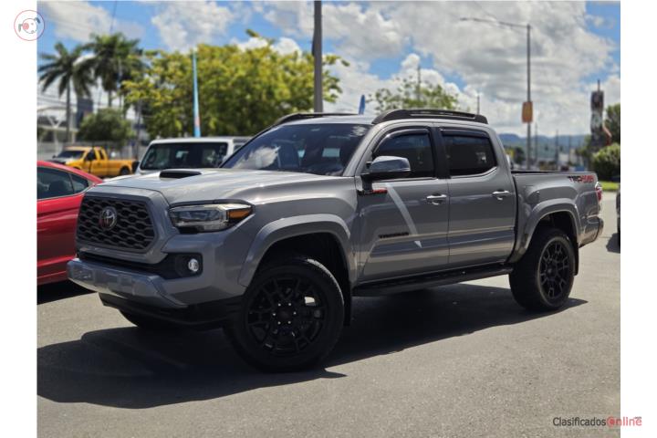 TOYOTA TACOMA 4X4