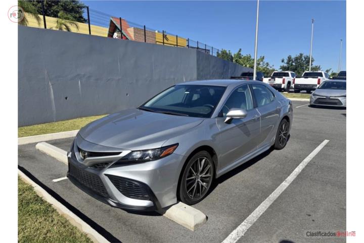 Toyota Camry 2021